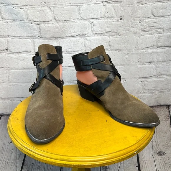 Sam Edelman Circus Hallie gladiator green leather suede heeled ankle bootie 9.5 - Picture 1 of 10